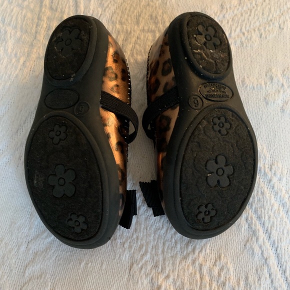 Leopard print Mary Janes - Picture 3 of 3